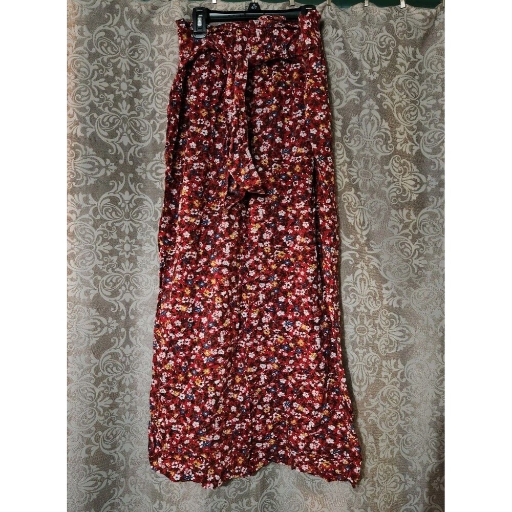 Abercrombie & Fitch - Red floral wide legging pull on tie front pants, sz S